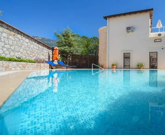 Kaş Kalkan'da Sonsuz Doğa Manzaralı, Özel Havuzlu, Estetik Villa - 1