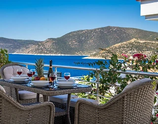 Kaş Kalkan'da Şehir Merkezine Yakın, Özel Havuzlu, Şık Villa - 4