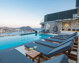 Kaş Kalkan'da Seyrine Doyulmaz Deniz Manzaralı, Özel Havuzlu, Lüks Villa - 3
