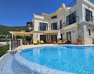 Kaş Kalkan'da Göz Alıcı Deniz Manzaralı, Özel Havuzlu, Taş Villa - 1