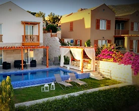 Kaş Kalkan'da Site İçerisinde, Özel Havuzlu, Kiralık Villa - 2