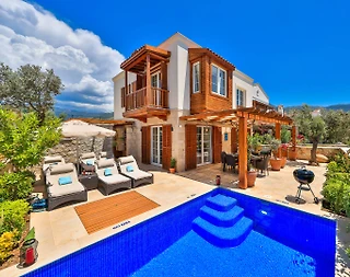 Kaş Kalkan'da Site İçerisinde, Özel Havuzlu, Konforlu Yazlık Villa - 1