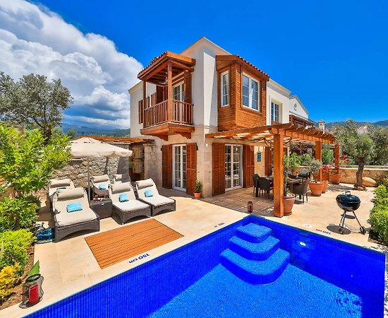 Kaş Kalkan'da Site İçerisinde, Özel Havuzlu, Konforlu Yazlık Villa - 1