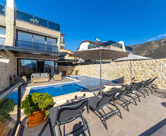 Kaş Kalkan'da Tasarımıyla Büyüleyen, Özel Havuzlu, Modern Villa - 1