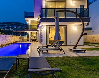 Kaş Kalkan'da Yemyeşil Bahçeli, Özel Havuzlu, 3+1 Villa - 3
