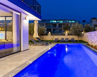 Kaş Kalkan'da Yemyeşil Bahçeli, Özel Havuzlu, 3+1 Villa - 5