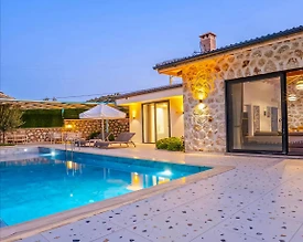Kaş Bezirgan'da Sakin Doğa İçerisinde, Özel Havuzlu, Modern Villa - 2