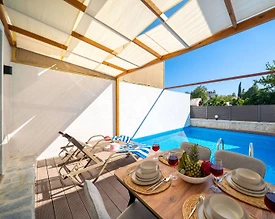 Kaş Kasaba'da Göz Alıcı Doğada, Özel Havuzlu, Konforlu Villa - 2