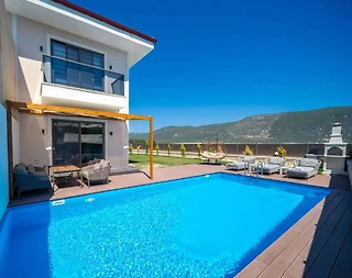 Kaş Kasaba'da Sessiz Konumda, Özel Havuzlu, 2+1 Villa - 1