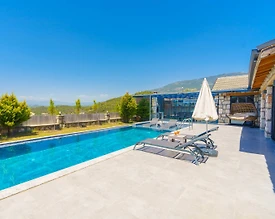 Kaş Kınık'da Sakin Konumda, Özel Havuzlu, 2+1 Villa - 3