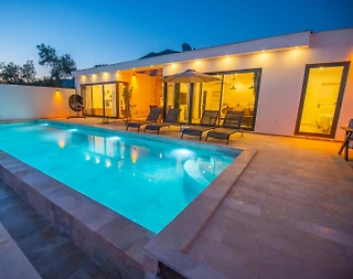 Kaş Kınık'ta Şehirden Uzakta, Özel Havuzlu, Lüks Villa - 2