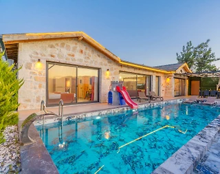 Kaş Kınık'ta Otantik Tasarımlı, Özel Havuzlu, 5 Kişilik Villa - 1