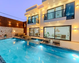 Kaş Kınık'ta Şehirden Uzakta, Özel Havuzlu, Lüks Villa - 3