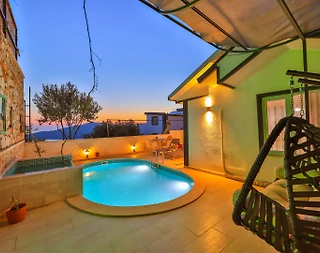 Kaş Kördere'de Balayı Çiftlerine Uygun, Özel Havuzlu, Jakuzili Villa - 5