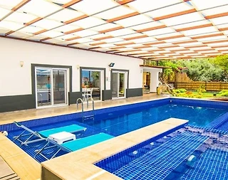 Kaş Bezirgan'da Balayı Çiftlerine Uygun, Özel Havuzlu, Kiralık Villa - 1