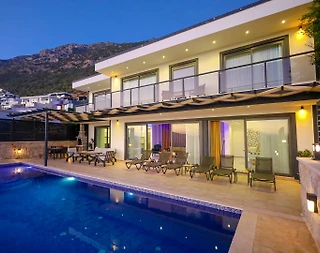 Kaş Kördere'de Deniz Manzaralı, Özel Havuzlu, 6 Kişilik, Şık Villa - 2