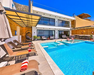 Kaş Kördere'de Deniz Manzaralı, Özel Havuzlu, Jakuzili Villa - 2