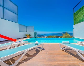 Kaş Kördere'de Deniz Manzaralı, Özel Havuzlu, Kiralık Villa - 5