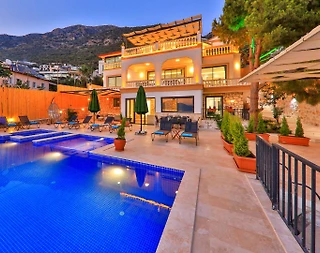 Kaş Kördere'de Enfes Deniz Manzaralı, Özel Havuzlu, Ferah Villa - 2