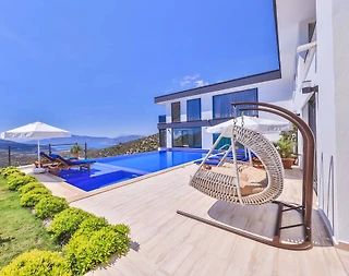 Kaş Kördere'de Enfes Doğa Manzaralı, Özel Havuzlu, Kiralık Villa - 2