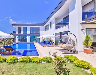 Kaş Kördere'de Enfes Doğa Manzaralı, Özel Havuzlu, Kiralık Villa - 3