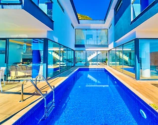 Kaş Kördere'de Geniş Ailelere Uygun, Özel Havuzlu, Modern Villa - 1