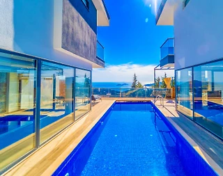 Kaş Kördere'de Geniş Ailelere Uygun, Özel Havuzlu, Modern Villa - 2
