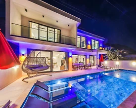 Kaş Kördere'de Merkeze Yakın Konumda, Özel Havuzlu, Lüks Villa - 2