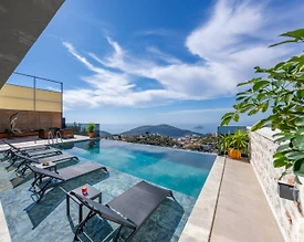 Kaş Kördere'de Sakin Konumda, Özel Havuzlu, 5 Kişilik Villa - 3