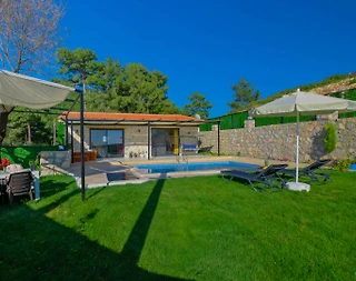 Kaş Ova'da Doğa İle İç İçe, Özel Havuzlu, Korunaklı Villa - 2