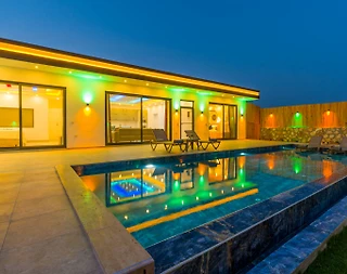 Kaş Ova'da Sessiz Konumda, Özel Havuzlu, 5 Kişilik Villa - 4