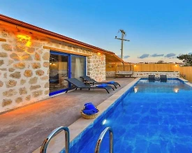 Kaş Gelemiş'de Denize Yakın Konumda, Özel Havuzlu, Kiralık Villa - 3