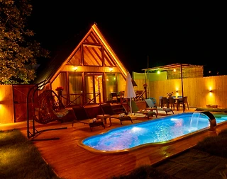 Kaş Sarıbelen'de Muhteşem Doğada, Özel Havuzlu, Lüks Bungalov - 1