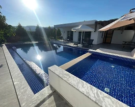 Kaş Sarıbelen'de Balayı Çiftlerine Uygun, Özel Havuzlu, Ferah Villa - 2