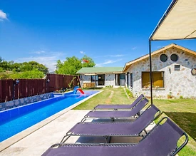 Kaş Sarıbelen'de Çekirdek Ailelere Uygun, Özel Havuzlu, 2+1 Villa - 2