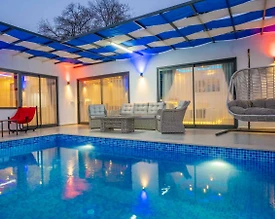 Kaş Sarıbelen'de Çekirdek Ailelere Uygun, Özel Havuzlu, Ferah Villa - 2