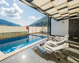 Kaş Sarıbelen'de Çekirdek Ailelere Uygun, Özel Havuzlu, Şık Villa - 3