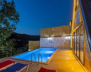 Kaş Sarıbelen'de Jakuzili, Özel Havuzlu, Ahşap Villa - 4