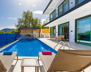 Kaş Sarıbelen'de Çift Jakuzili, Özel Havuzlu, Modern Villa - 2