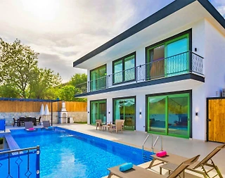 Kaş Sarıbelen'de Çift Jakuzili, Özel Havuzlu, Modern Villa - 2