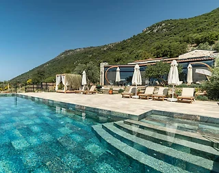 Kaş Sarıbelen'de Deniz Manzaralı, Sonsuzluk Havuzlu, Lüks Taş Villa - 4