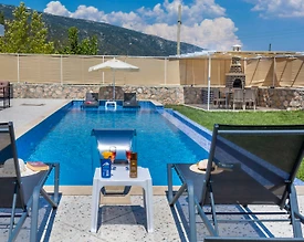 Kaş Sarıbelen'de Doğa İçerisinde, Özel Havuzlu, Bahçeli Villa - 3