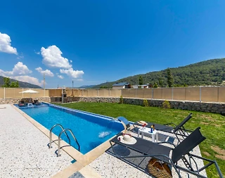 Kaş Sarıbelen'de Doğa İçerisinde, Özel Havuzlu, Bahçeli Villa - 5