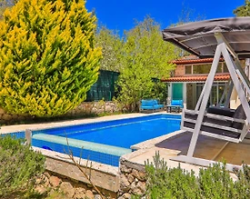 Kaş Sarıbelen'de Doğa İçerisinde, Özel Havuzlu, Bahçeli Villa - 3