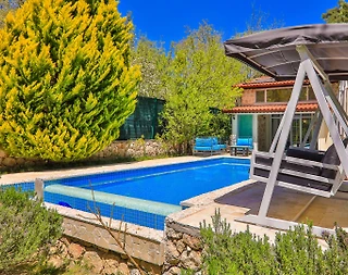 Kaş Sarıbelen'de Doğa İçerisinde, Özel Havuzlu, Bahçeli Villa - 3