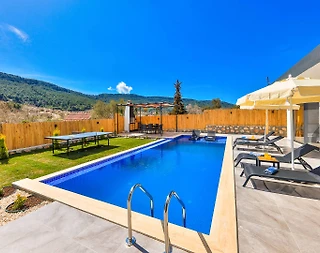 Kaş Sarıbelen'de Doğa İçerisinde, Özel Havuzlu, Bahçeli Villa - 2