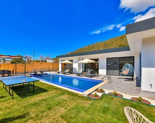 Kaş Sarıbelen'de Doğa İçerisinde, Özel Havuzlu, Bahçeli Villa - 3