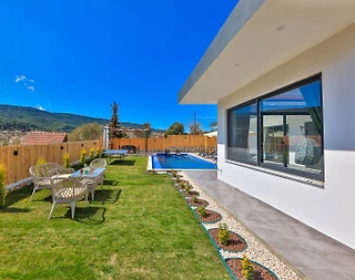 Kaş Sarıbelen'de Doğa İçerisinde, Özel Havuzlu, Bahçeli Villa - 4