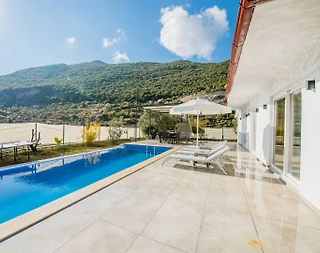 Kaş Sarıbelen'de Doğa İçerisinde, Özel Havuzlu, Kiralık Villa - 4