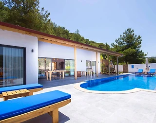 Kaş Sarıbelen'de Doğa İçerisinde, Özel Havuzlu, Modern Villa - 2